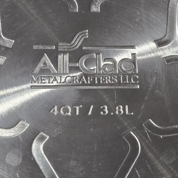 All-Clad HA1 Expert 4-Qt/3.8L Nonstick Sauté Pan - Induction & Oven Safe - Black - Picture 7 of 12